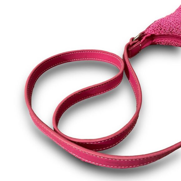 Minicci Crocheted Knit Macrame Pink Crossbody Bag Shoulder Bag Purse Handbag - Picture 9 of 11